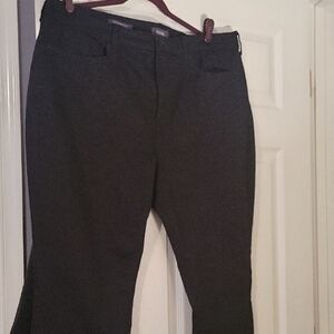 NWOT NYDJ Dark Black Jeans Pants Full-Length Mini Boot Fit